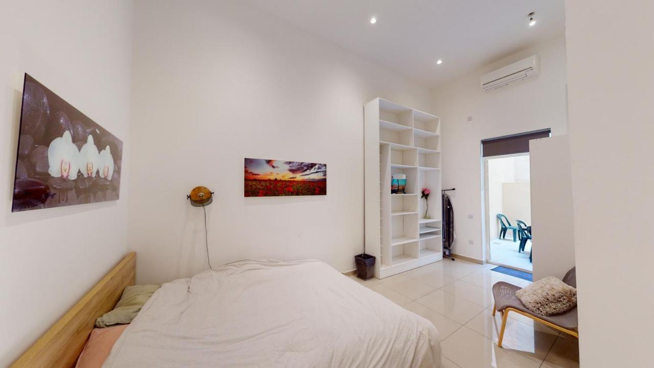 Spacious 3 Bedroom Maisonette Sliema Exteriör bild